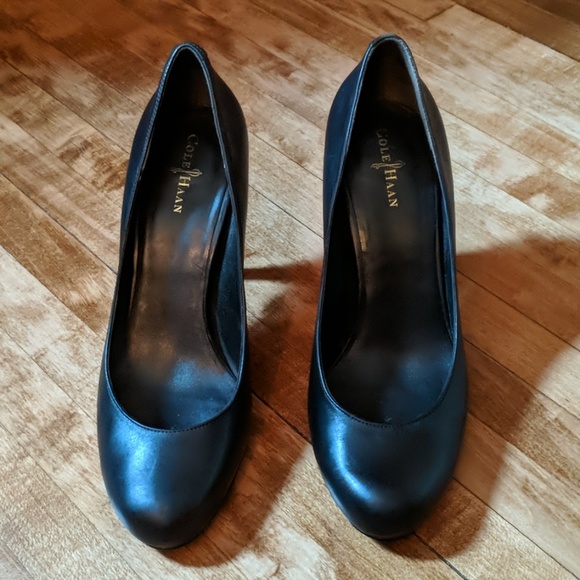 Cole Haan Shoes - Cole Haan black pumps sz 8.5